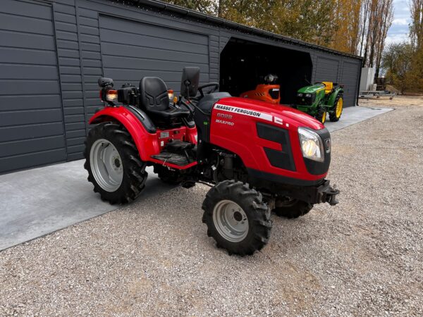 Massey Ferguson MF6028