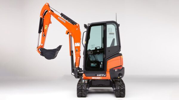 Kubota U27-4