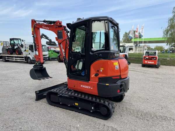 Kubota KX037-4 - Image 4